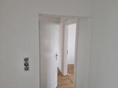 Foto - Schöne, frisch renovierte Dachgeschosswohnung 90qm 4Zi.