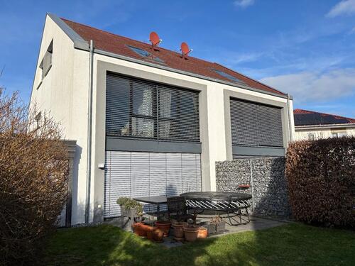 Foto - Großzügig für die ganze Familie - Doppelhaushälfte in Halle