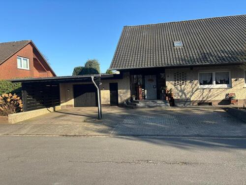 Foto - Modernisiertes Familienhaus mit Galerie, Traumgarten & neuer Heiz