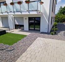 Moderne 3-Zimmer-EG-Wohnung mit Garten in Willmering (Brennet)