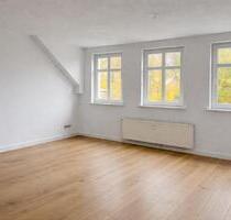 Helle, renovierte Dachwohnung mit Grünblick - Pritzwalk