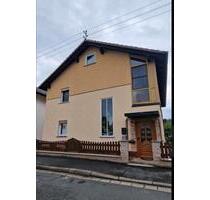 Attraktive 4-Zimmer Wohnung 100qm zur Miete + Garten+Wintergarten - Stockheim