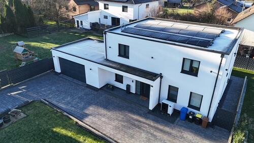 Foto - Modernes Einfamilienhaus zum Verkauf