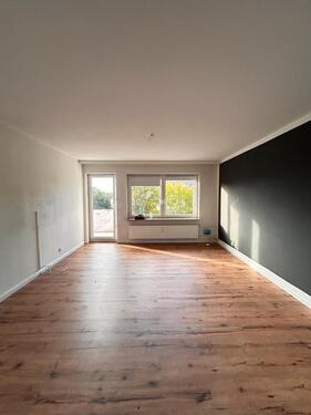 Foto - 3-Zimmer mit Balkon & Garage – Halstenbek-direkt an Hamburg!