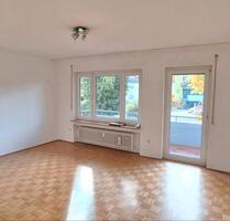 lichtdurchflutete 3- Zimmer Wohnung 76qm in Singen - Singen (Hohentwiel)