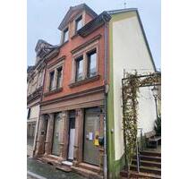Kleines Mehrfamilienhaus mit Ladenfläche - Kirchheimbolanden