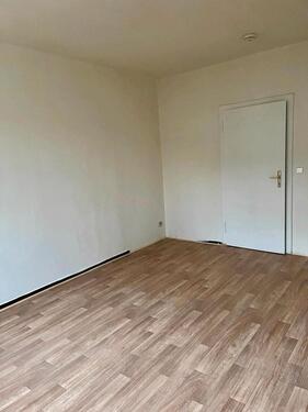 Foto - 1 Zimmer Einfamilienhaus zum Kaufen in Regis-Breitingen