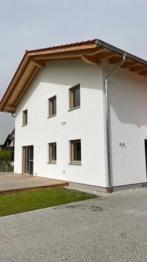 Foto - Doppelhaushälfte zu vermieten - 1.850,00 EUR Kaltmiete,