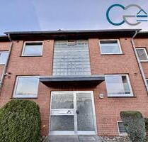 Gemütliche und renovierte 3-Zimmer Obergeschosswohnung in Nienburg, großer Keller und Stellplatz - Nienburg (Weser)