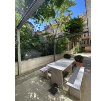 Komplett möblierte 2 Zi Whg. (nur für 1 Person) mit Gartenterrasse in der Innenstadt (Kulturdenkmal) - Stuttgart Lehen