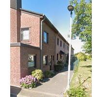 Reihenhaus in bester Lage von Grefrath-Vinkrath