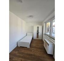 Renovierte 1-Zimmer-Wohnung in zentralster Lage - Stuttgart Stuttgart-West