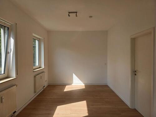 Foto - Stilvoll sanierte 2-Zi-Wohnung in gepflegtem MFH in Gelnhausen