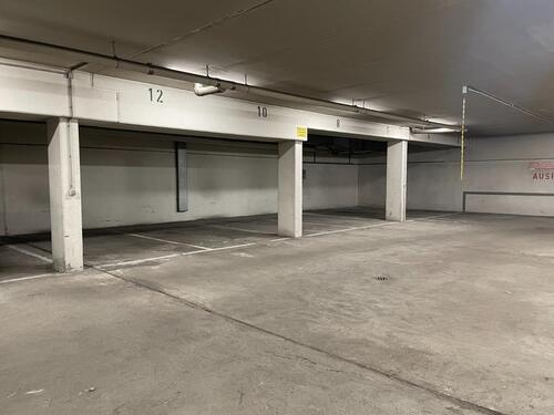 Foto - Tiefgaragenstellplätze in der Bärenschanzstraße zu vermieten!