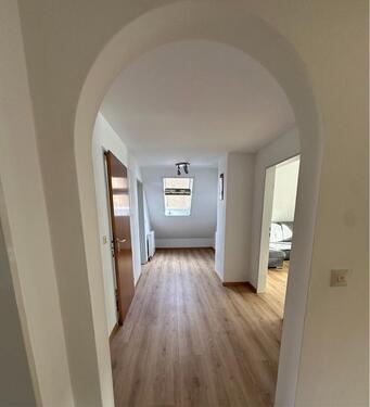 Foto - 3-Zimmer-DG-Wohnung 