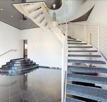 Homeoffice: Großes, repräsentatives Büro mit Wohnmöglichkeit auf 4 Ebenen in Pfungstadt zu vermieten