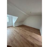 Erstbezug helle DG Wohnung - 650,00 EUR Kaltmiete, in Saarlouis (PLZ: 66740)