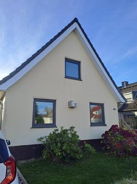 Foto - -ANFRAGESTOPP- Doppelhaus 3 Zimmer , Kiel-Pries mit Vorgarten