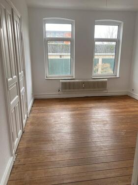 Foto - Helle 3-Zi.-Altbauwohnung