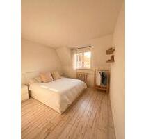 zentrale, gepflegte 3-Zimmer Wohnung am beliebten Hölderlinplatz - Stuttgart Stuttgart-Süd