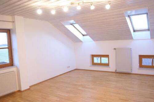 Foto - Helle, gepflegte 2,5-Zimmer-Wohnung nähe Vogtareuth