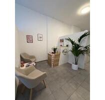 Gewerbe Objekt zu vermieten - 510,00 EUR Kaltmiete, ca.  42,00 m² in Pelm (PLZ: 54570)