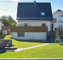 Freistehendes Einfamilienhaus mit großem Grundstück - Nentershausen