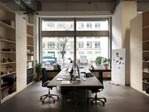 Foto - Arbeitsplatz in Shared Office - Coworking Space - Büro