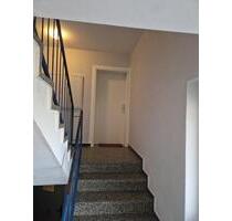 3-Zimmer-Erdgeschosswohnung mit Loggia in Altwarmbüchen - Isernhagen