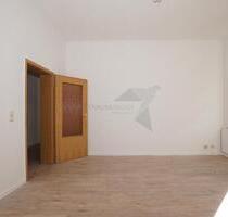 Gemütliche 3-Raum-Balkon-Wohnung mit Blick auf den Schlobig-Park - Zwickau