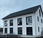 Foto - Neubau DHH Bezugsfertig mit Keller und Garage+Stellp