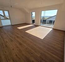 Helle 4-Zimmer-Wohnung 95 m² mit Balkon & Weitblick Stellplatz - Cham