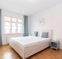 HIER BLEIBEN KEINE WÜNSCHE OFFEN | Möblierte Wohnung mit Loggia, Parkett, Wellnessbad & Stellplatz - Leipzig Süd