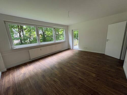 Foto - Lichtdurchflutete 3-Zimmer-Wohnung mit BALKON und EINBAUKÜCHE