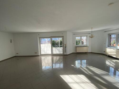 Foto - 8 Zimmer Doppelhaushälfte in Rodgau