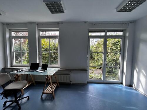 Foto - Großräumige, lichtdurchflutete Gewerbeeinheit zur Vermietung