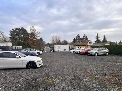 Foto - Großer Autoplatz in Oranienburg zu vermieten
