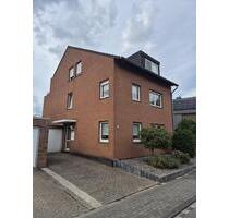 Provisionsfreie 2-Zimmer-Wohnung mit Garage, Balkon, Einbauküche - Korschenbroich
