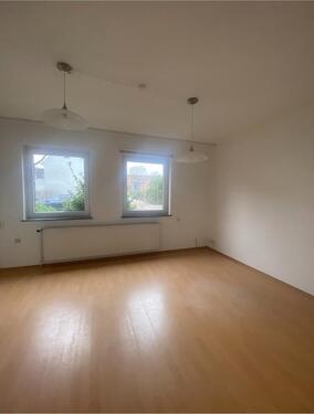 Foto - 2 - Zimmerwohnung in Top Lage - 700,00&nbsp;EUR Kaltmiete, ca.&nbsp; 48,00&nbsp;m&sup2;