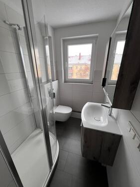 Foto - Zweiraumwohnung im ersten Obergschoß mit Südostbalkon im Erstbezug nach der Sanierung