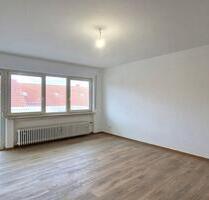FRISCH renovierte 2-Zimmer Wohnung mit Balkon in zentraler Lage am Floßhafen - ab NovemberDezember - Aschaffenburg Damm