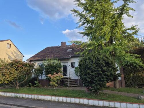 Foto - Einfamilienhaus mit Einliegerwohnung