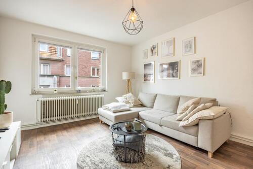 Foto - Modernisierte 2-Zimmer-Wohnung mit Balkon im Frankenberger Viertel