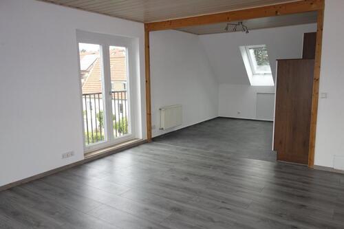 Foto - 3 Zimmer Dachgeschoss Wohnung - 850,00 EUR Kaltmiete,
