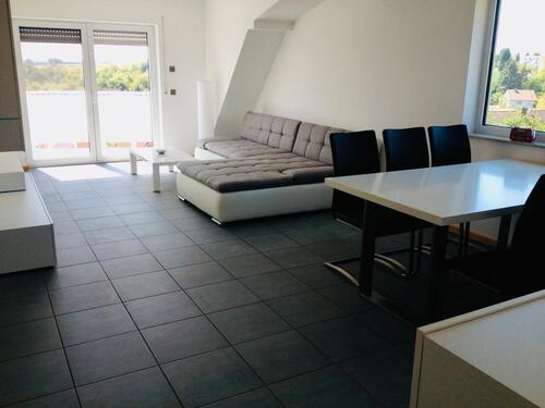 Foto - Helle 2,5 Zimmer Dachgeschosswohnung mit hochwertiger Austattung