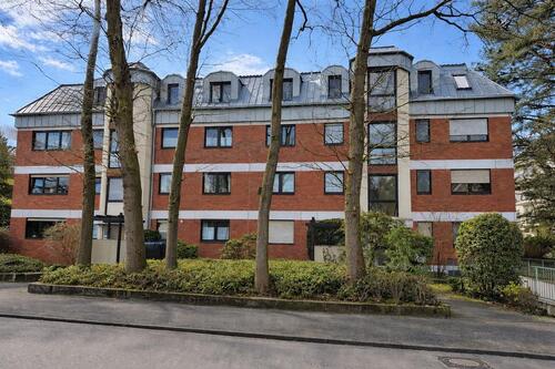 Foto - Voll möblierte 2 Zimmer Wohnung mit Terrasse und TG Platz im Villenviertel