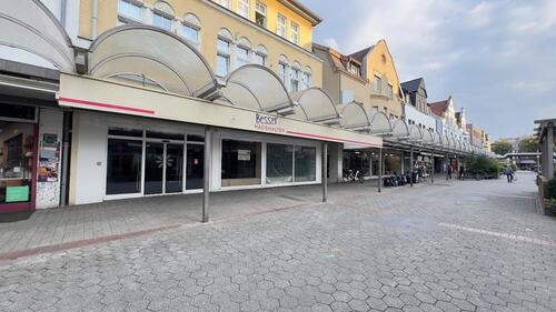 Foto - Gewerbeobjekt mit hoher Sichtbarkeit in Marl-Hüls – vielseitig nutzbare Fläche in Top-Lage