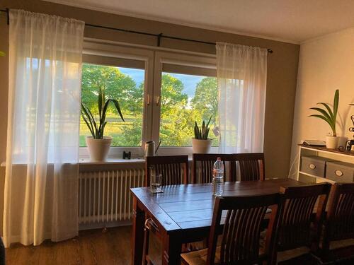 Foto - 4-Zimmer-Wohnung mit Loggia und unverbautem Blick in die Natur