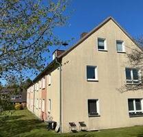 Schöne, frisch sanierte 2 Zimmer Wohnung - zzgl. Mansade - Kiel Russee