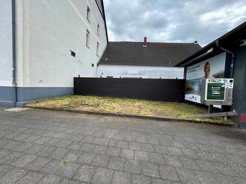 Foto - Stellplatz 40m2 Imbiss,Hähnchen wagen ideal